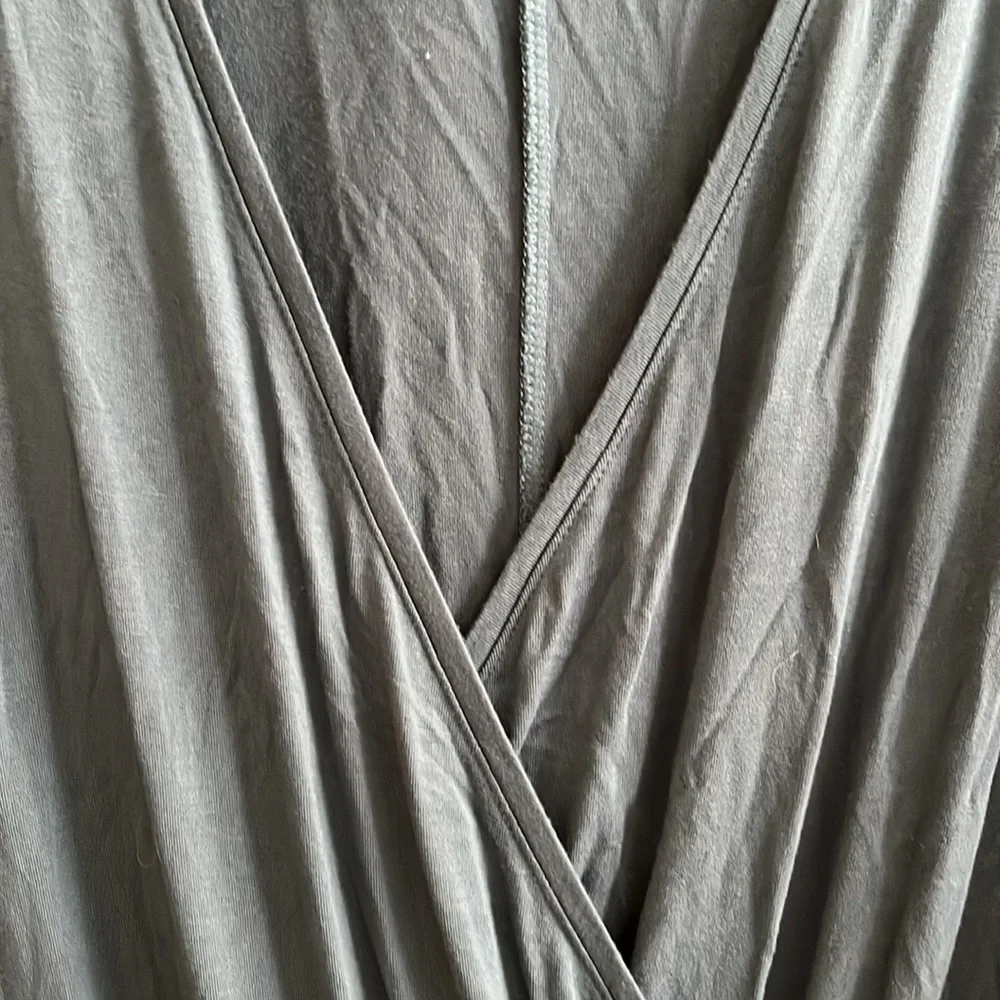 Romper - Picture 3 of 5